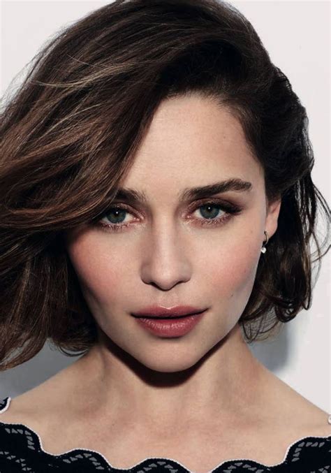 emilia clarke dolce and gabbana.